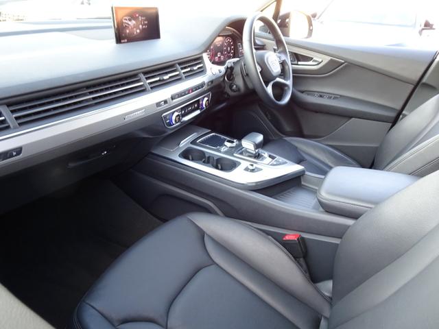 Q7 認定中古車 禁煙車 修復歴無 マトリクスLED アダプティブエアサス 5ツインスポークマットチタングレー21インチ 3列目シート サラウンドビュー バーチャルコックピット カープレイ(53枚目)