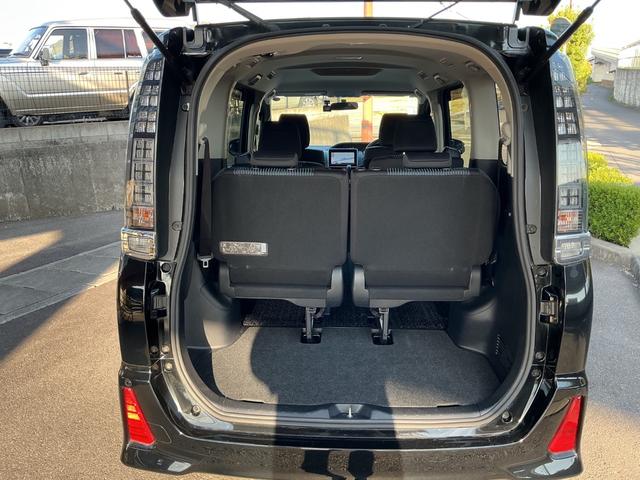 ヴォクシー ZS 純正9インチナビ/バックカメラ/前後ドラレコ/ETC(17枚目)