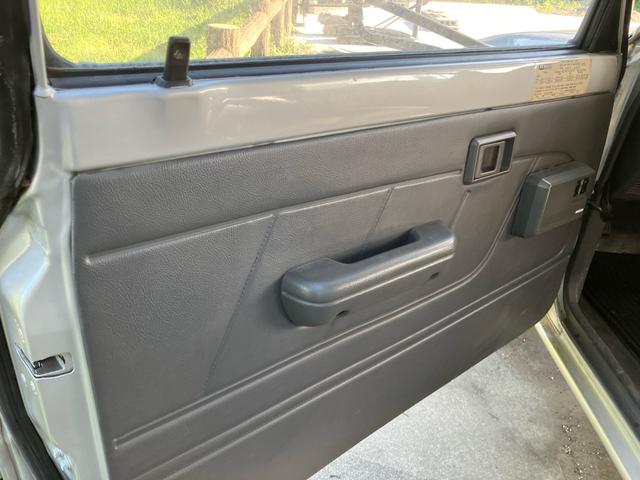 ハイラックス ベースグレード キャンピングカー(17枚目)