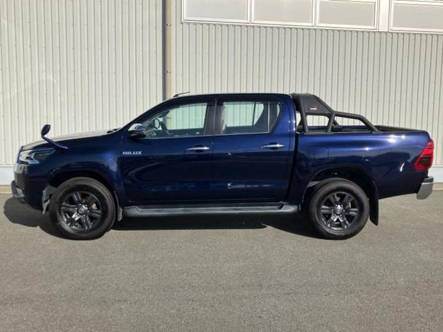 ハイラックス ４ＷＤ　Ｚ　純正　ＳＤナビ／衝突安全装置／車線逸脱防止支援システム／ヘッドランプ　ＬＥＤ／ＥＴＣ／ＥＢＤ付ＡＢＳ／横滑り防止装置／フルセグＴＶ／エアバッグ　運転席／エアバッグ　助手席／エアバッグ　サイド　４ＷＤ（2枚目）