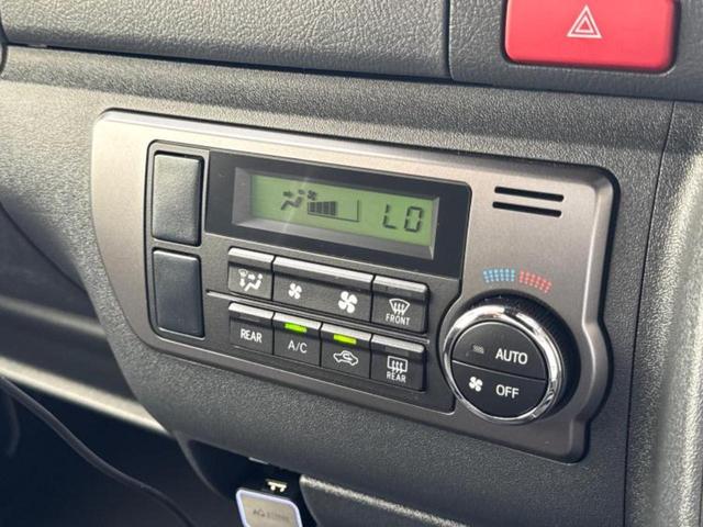 ハイエースバン ロングスーパーGLダークプライム2 保証書/衝突安全装置/両側電動スライドドア/車線逸脱防止支援システム/シート ハーフレザー/ETC/EBD付ABS/横滑り防止装置/エアバッグ 運転席/エアバッグ 助手席/MTモード付き ワンオーナー(12枚目)