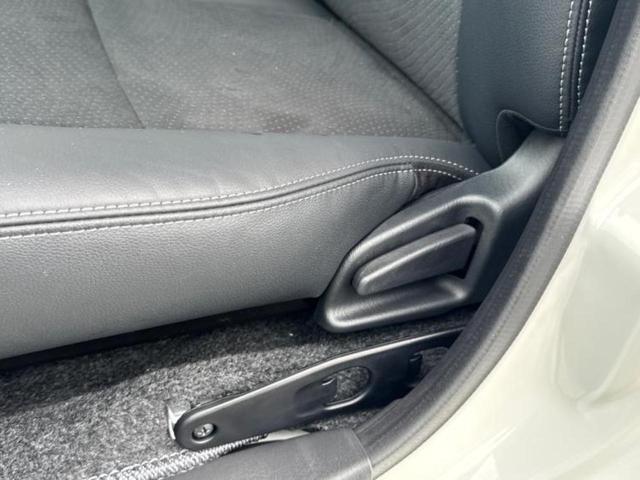 ハイエースバン ロングスーパーGLダークプライム2 保証書/衝突安全装置/両側電動スライドドア/車線逸脱防止支援システム/シート ハーフレザー/ETC/EBD付ABS/横滑り防止装置/エアバッグ 運転席/エアバッグ 助手席/MTモード付き ワンオーナー(38枚目)