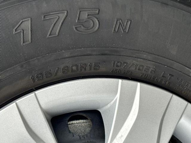 ハイエースバン ロングスーパーＧＬダークプライム２　保証書／衝突安全装置／両側電動スライドドア／車線逸脱防止支援システム／シート　ハーフレザー／ＥＴＣ／ＥＢＤ付ＡＢＳ／横滑り防止装置／エアバッグ　運転席／エアバッグ　助手席／ＭＴモード付き　ワンオーナー（49枚目）