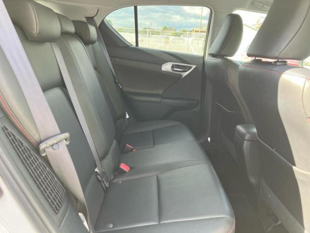 CT クリエイティブテキスタイルインテリア 新品タイヤ/保証書/純正 HDDナビ/シートヒーター/ETC/EBD付ABS/横滑り防止装置/アイドリングストップ/バックモニター/フルセグTV/DVD/エアバッグ 運転席/エアバッグ 助手席 記録簿(5枚目)