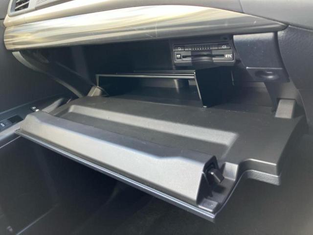 CT クリエイティブテキスタイルインテリア 新品タイヤ/保証書/純正 HDDナビ/シートヒーター/ETC/EBD付ABS/横滑り防止装置/アイドリングストップ/バックモニター/フルセグTV/DVD/エアバッグ 運転席/エアバッグ 助手席 記録簿(30枚目)