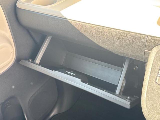 今の愛車いくらで売れるの?他社で査定して思ったより安くてショック・・・そんなお客様!是非一度WECARSの下取価格をご覧ください!お客様ができるだけお得にお乗り換えできるよう精一杯頑張ります!