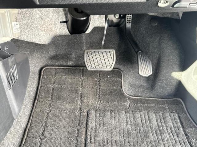 車選びにはお悩みがつきものです!具体的な購入までは検討していないけど車は気になるというお客様も大歓迎です!是非中古車購入の第一歩のお手伝いをさせてください!