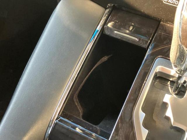 WECARSでは各商談席に大型モニターをご用意しております!見やすい大画面でゆったりと全国の在庫をご覧いただけます!是非ご来店お待ちしております!