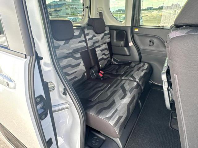 タント ファンクロスターボ　新品タイヤ／社外　８インチ　ナビ／スマートアシスト（トヨタ・ダイハツ）／両側電動スライドドア／シートヒーター　前席／車線逸脱防止支援システム／ドライブレコーダー　社外／ヘッドランプ　ＬＥＤ　ターボ（5枚目）