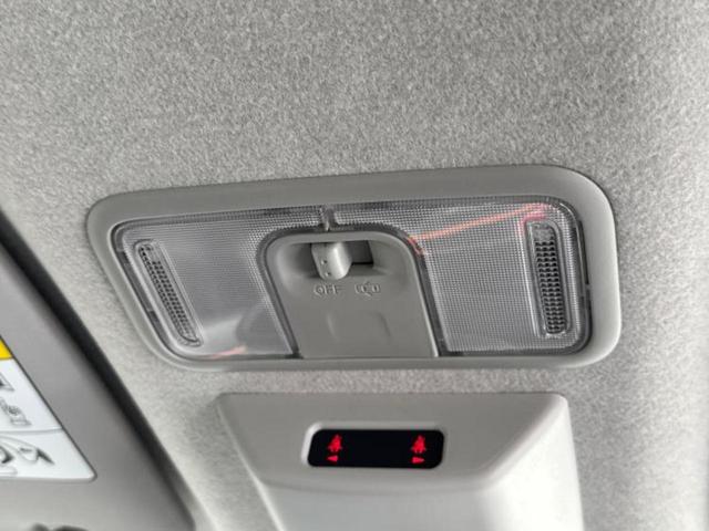 タント ファンクロスターボ　新品タイヤ／社外　８インチ　ナビ／スマートアシスト（トヨタ・ダイハツ）／両側電動スライドドア／シートヒーター　前席／車線逸脱防止支援システム／ドライブレコーダー　社外／ヘッドランプ　ＬＥＤ　ターボ（31枚目）