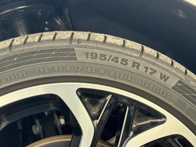 スイフトスポーツ スポーツ 新品タイヤ/純正 8インチ SDナビ/セーフティサポート(スズキ)/シートヒーター 運転席/全方位モニター/車線逸脱防止支援システム/ヘッドランプ LED/Bluetooth接続/ETC 全周囲カメラ(49枚目)