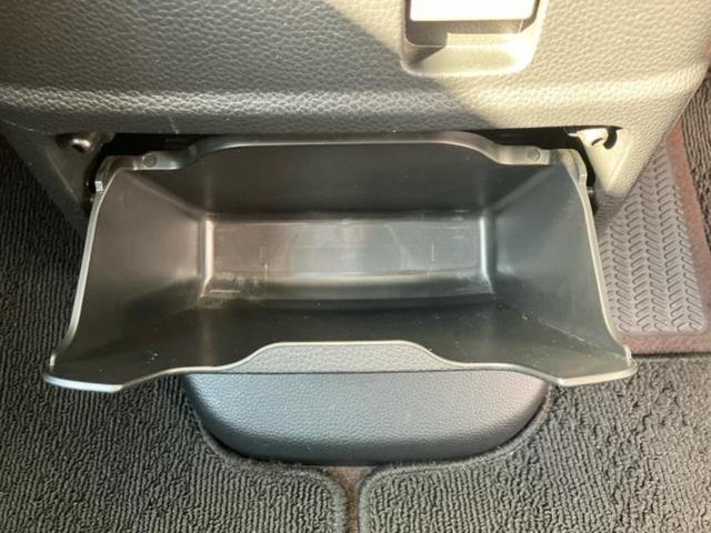 ＷＥＣＡＲＳの展示場では実際に見て、触ってお車をお選びいただけます！知識の豊富な営業スタッフが様々なカーライフをご提案いたします！