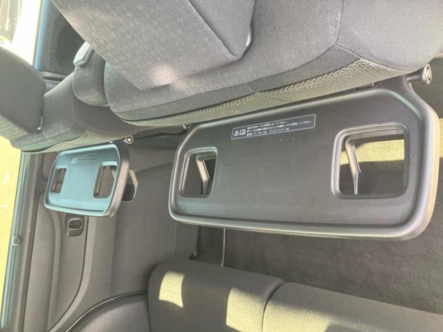 N-BOXカスタム G・Lパッケージ 純正 SDナビ/電動スライドドア/ヘッドランプ HID/ETC/EBD付ABS/横滑り防止装置/アイドリングストップ/エアバッグ 運転席/エアバッグ 助手席/衝突安全ボディ HIDヘッドライト(37枚目)