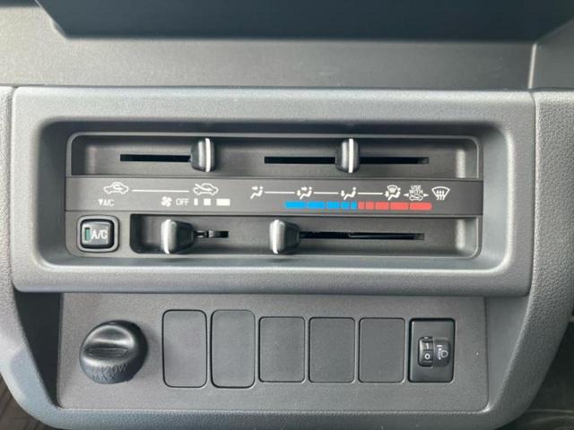 ハイゼットトラック スタンダード　新品タイヤ／エアバッグ　運転席／エアバッグ　助手席／衝突安全ボディ／パワーステアリング／マニュアルエアコン／ユーザー買取車／最大積載量３５０ｋｇ／デュアルエアバッグ／アクセサリーソケット／間欠ワイパー（16枚目）