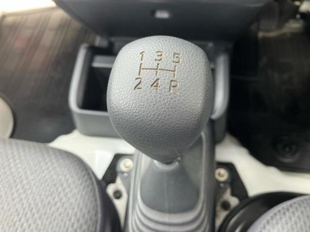 ハイゼットトラック スタンダード　新品タイヤ／エアバッグ　運転席／エアバッグ　助手席／衝突安全ボディ／パワーステアリング／マニュアルエアコン／ユーザー買取車／最大積載量３５０ｋｇ／デュアルエアバッグ／アクセサリーソケット／間欠ワイパー（20枚目）