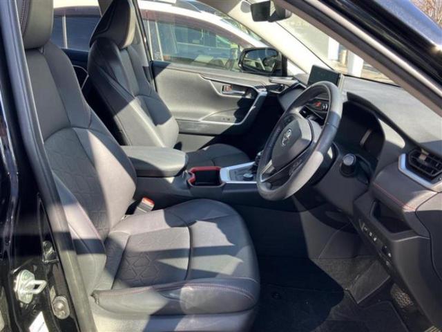 RAV4 4WDアドベンチャーオフロードパッケージ2 保証書/ディスプレイオーディオ+ナビ/デジタルインナーミラー/衝突安全装置/シートヒーター/車線逸脱防止支援システム/シート 合皮/ヘッドランプ LED/ETC/EBD付ABS 衝突被害軽減システム(5枚目)
