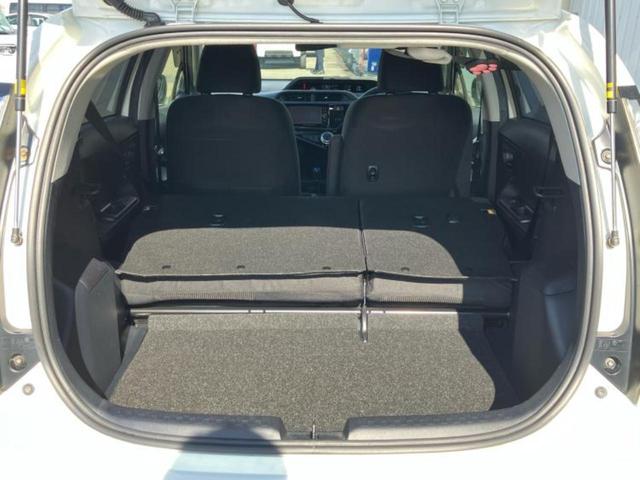 アクア Sスタイルブラック 新品タイヤ/保証書/純正 SDナビ/衝突安全装置/車線逸脱防止支援システム/ヘッドランプ LED/ETC/EBD付ABS/横滑り防止装置/アイドリングストップ/フルセグTV/エアバッグ 運転席 記録簿(19枚目)