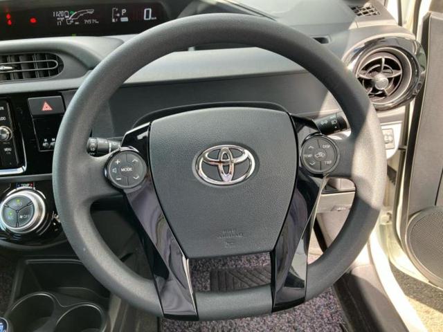 アクア Sスタイルブラック 新品タイヤ/保証書/純正 SDナビ/衝突安全装置/車線逸脱防止支援システム/ヘッドランプ LED/ETC/EBD付ABS/横滑り防止装置/アイドリングストップ/フルセグTV/エアバッグ 運転席 記録簿(33枚目)