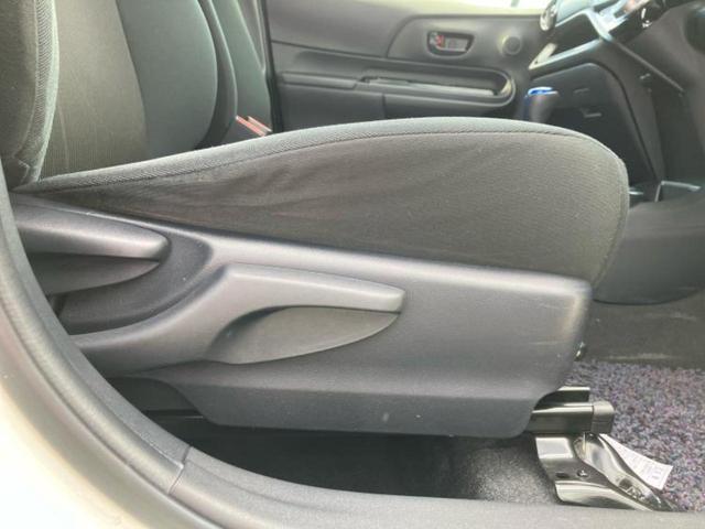 アクア Sスタイルブラック 新品タイヤ/保証書/純正 SDナビ/衝突安全装置/車線逸脱防止支援システム/ヘッドランプ LED/ETC/EBD付ABS/横滑り防止装置/アイドリングストップ/フルセグTV/エアバッグ 運転席 記録簿(38枚目)