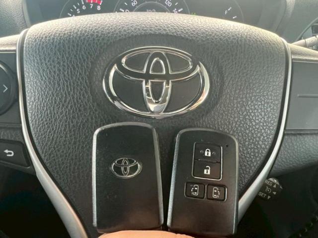 ヴォクシー ZSキラメキ 純正 9インチ SDナビ/トヨタセーフティセンス/両側電動スライドドア/車線逸脱防止支援システム/ドライブレコーダー 社外/ヘッドランプ LED/Bluetooth接続/ETC2.0 バックカメラ(18枚目)