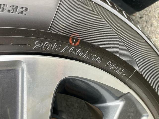 ヴォクシー ＺＳキラメキ　純正　９インチ　ＳＤナビ／トヨタセーフティセンス／両側電動スライドドア／車線逸脱防止支援システム／ドライブレコーダー　社外／ヘッドランプ　ＬＥＤ／Ｂｌｕｅｔｏｏｔｈ接続／ＥＴＣ２．０　バックカメラ（51枚目）