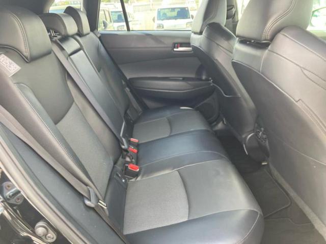 カローラクロス ハイブリッドＺ　保証書／ディスプレイオーディオ＋ナビ１０インチ／シートヒーター／車線逸脱防止支援システム／電動バックドア／ヘッドランプ　ＬＥＤ／ＥＴＣ／ＥＢＤ付ＡＢＳ／横滑り防止装置／アイドリングストップ（5枚目）