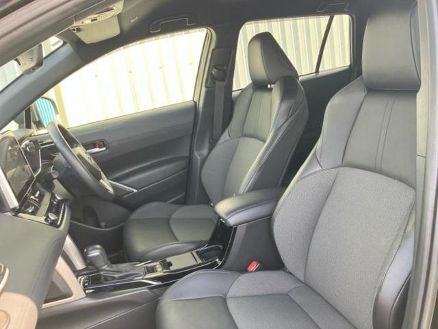 カローラクロス ハイブリッドＺ　保証書／ディスプレイオーディオ＋ナビ１０インチ／シートヒーター／車線逸脱防止支援システム／電動バックドア／ヘッドランプ　ＬＥＤ／ＥＴＣ／ＥＢＤ付ＡＢＳ／横滑り防止装置／アイドリングストップ（6枚目）