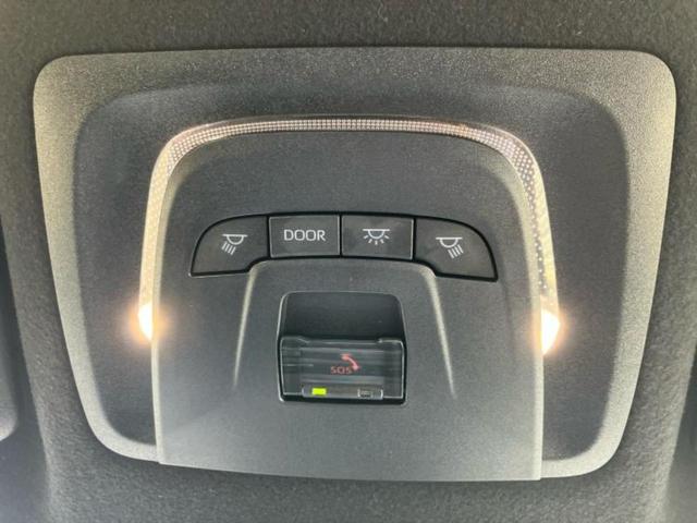 カローラクロス ハイブリッドＺ　保証書／ディスプレイオーディオ＋ナビ１０インチ／シートヒーター／車線逸脱防止支援システム／電動バックドア／ヘッドランプ　ＬＥＤ／ＥＴＣ／ＥＢＤ付ＡＢＳ／横滑り防止装置／アイドリングストップ（13枚目）