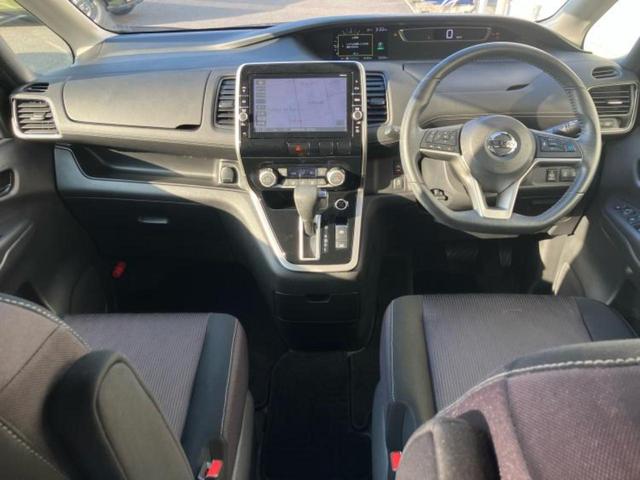 セレナ ハイウェイスタープロパイロットエディション　純正　９インチ　ＳＤナビ／エマージェンシーブレーキ／ハンズフリー両側電動スライドドア／車線逸脱防止支援システム／プロパイロット／ヘッドランプ　ＬＥＤ／Ｂｌｕｅｔｏｏｔｈ接続／ＥＴＣ　バックカメラ（9枚目）