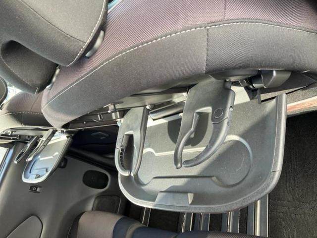 セレナ ハイウェイスタープロパイロットエディション　純正　９インチ　ＳＤナビ／エマージェンシーブレーキ／ハンズフリー両側電動スライドドア／車線逸脱防止支援システム／プロパイロット／ヘッドランプ　ＬＥＤ／Ｂｌｕｅｔｏｏｔｈ接続／ＥＴＣ　バックカメラ（42枚目）