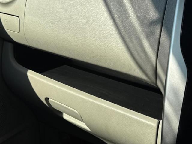 デイズ X 新品タイヤ/純正 SDナビ/EBD付ABS/アイドリングストップ/フロントモニター/サイドモニター/バックモニター/エアバッグ 運転席/エアバッグ 助手席/アルミホイール 社外 14インチ(32枚目)