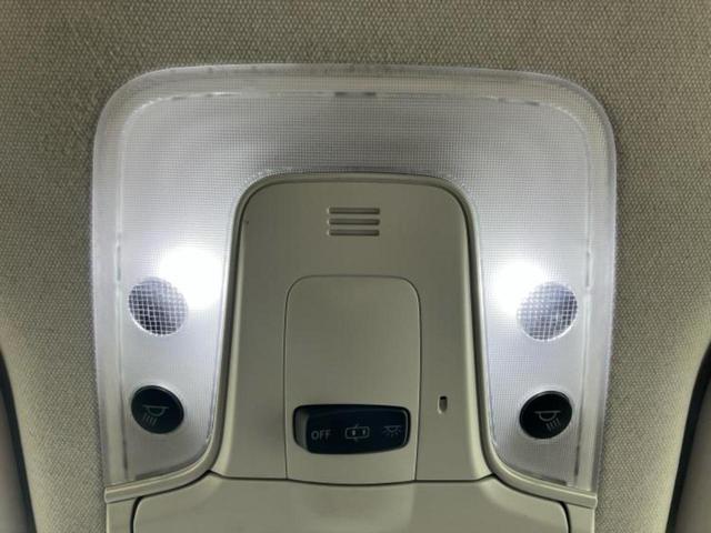 プリウス Sツーリングセレクション 新品タイヤ/純正 9インチ SDナビ/シートヒーター/シート 合皮/ヘッドランプ LED/ETC/EBD付ABS/横滑り防止装置/アイドリングストップ/フルセグTV/エアバッグ 運転席 記録簿(14枚目)