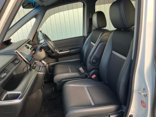 ＷＥＣＡＲＳでは各商談席に大型モニターをご用意しております！見やすい大画面でゆったりと全国の在庫をご覧いただけます！是非ご来店お待ちしております！