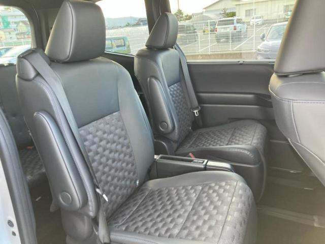 ヴォクシー ハイブリッドＳ－Ｚ　新品タイヤ／ディスプレイオーディオ＋ナビ１０．５インチ／トヨタセーフティセンス／両側電動スライドドア／シートヒーター　前席／車線逸脱防止支援システム／シート　ハーフレザー／電動バックドア　バックカメラ（5枚目）