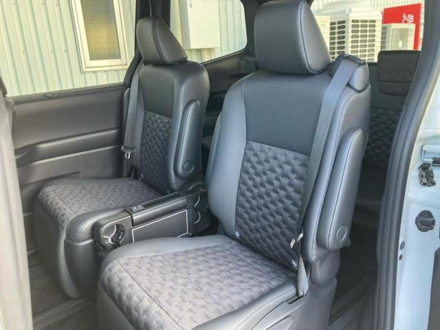 ヴォクシー ハイブリッドＳ－Ｚ　新品タイヤ／ディスプレイオーディオ＋ナビ１０．５インチ／トヨタセーフティセンス／両側電動スライドドア／シートヒーター　前席／車線逸脱防止支援システム／シート　ハーフレザー／電動バックドア　バックカメラ（8枚目）