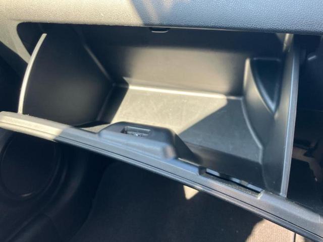 フィット １３Ｇ　新品タイヤ／純正　ナビ／ＥＴＣ／ＥＢＤ付ＡＢＳ／バックモニター／ワンセグＴＶ／エアバッグ　運転席／エアバッグ　助手席／衝突安全ボディ／パワーウインドウ／キーレスエントリー／パワーステアリング（32枚目）