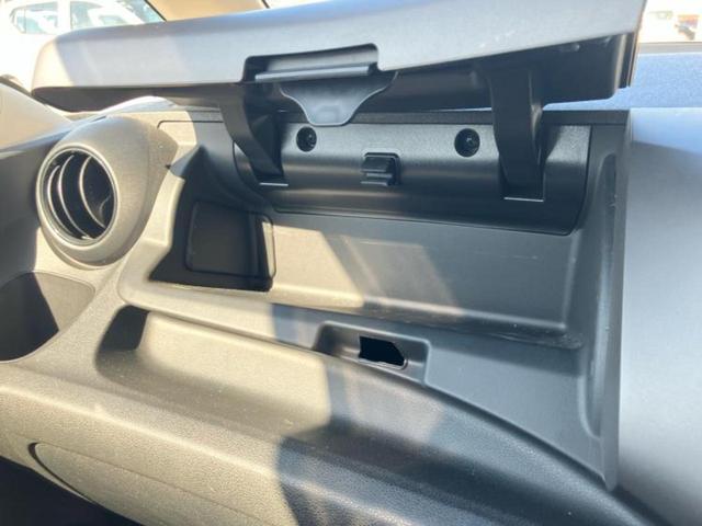 フィット １３Ｇ　新品タイヤ／純正　ナビ／ＥＴＣ／ＥＢＤ付ＡＢＳ／バックモニター／ワンセグＴＶ／エアバッグ　運転席／エアバッグ　助手席／衝突安全ボディ／パワーウインドウ／キーレスエントリー／パワーステアリング（34枚目）