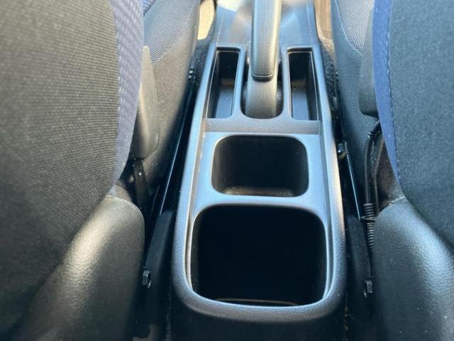 フィット １３Ｇ　新品タイヤ／純正　ナビ／ＥＴＣ／ＥＢＤ付ＡＢＳ／バックモニター／ワンセグＴＶ／エアバッグ　運転席／エアバッグ　助手席／衝突安全ボディ／パワーウインドウ／キーレスエントリー／パワーステアリング（36枚目）