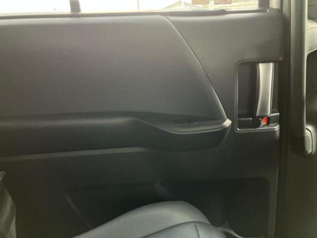 ノア ハイブリッドＳ－Ｚ　新品タイヤ／ディスプレイオーディオ＋ナビ１０．５インチ／フリップダウンモニター　純正　１４インチ／トヨタセーフティセンス／両側電動スライドドア／シートヒーター　前席　衝突被害軽減システム　バックカメラ（25枚目）