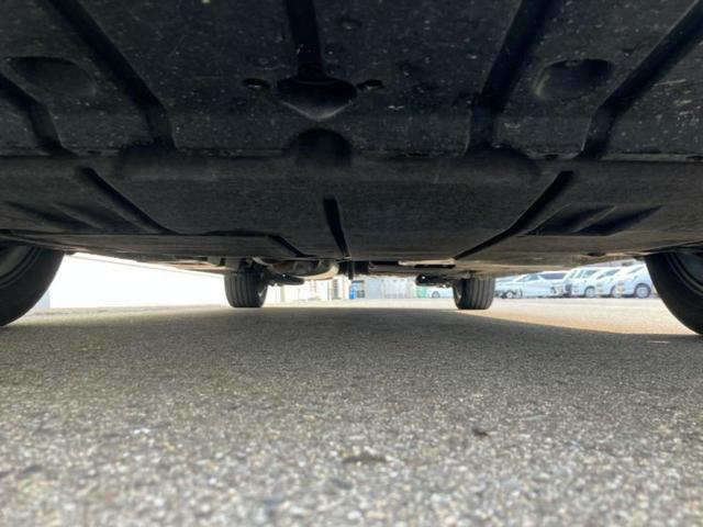 ノア ハイブリッドＳ－Ｚ　新品タイヤ／ディスプレイオーディオ＋ナビ１０．５インチ／フリップダウンモニター　純正　１４インチ／トヨタセーフティセンス／両側電動スライドドア／シートヒーター　前席　衝突被害軽減システム　バックカメラ（44枚目）