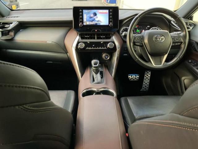 ハリアー Gレザーパッケージ 新品タイヤ/モデリスタエアロ/純正 SDナビ/デジタルインナーミラー/トヨタセーフティセンス/シートヒーター 前席/車線逸脱防止支援システム/シート 合皮/電動バックドア 衝突被害軽減システム ETC(9枚目)