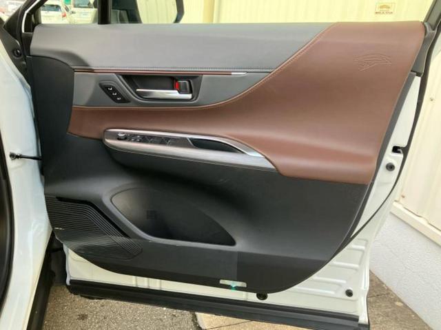 ハリアー Gレザーパッケージ 新品タイヤ/モデリスタエアロ/純正 SDナビ/デジタルインナーミラー/トヨタセーフティセンス/シートヒーター 前席/車線逸脱防止支援システム/シート 合皮/電動バックドア 衝突被害軽減システム ETC(20枚目)