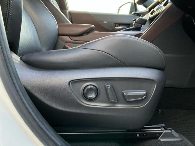 ハリアー Gレザーパッケージ 新品タイヤ/モデリスタエアロ/純正 SDナビ/デジタルインナーミラー/トヨタセーフティセンス/シートヒーター 前席/車線逸脱防止支援システム/シート 合皮/電動バックドア 衝突被害軽減システム ETC(38枚目)