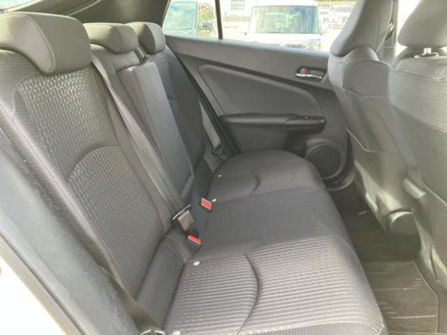 プリウス Ａ　純正　９インチ　ＳＤナビ／衝突安全装置／車線逸脱防止支援システム／ヘッドランプ　ＬＥＤ／ＥＴＣ／ＥＢＤ付ＡＢＳ／横滑り防止装置／アイドリングストップ／バックモニター／フルセグＴＶ　衝突被害軽減システム（5枚目）