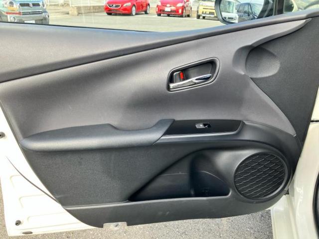 プリウス Ａ　純正　９インチ　ＳＤナビ／衝突安全装置／車線逸脱防止支援システム／ヘッドランプ　ＬＥＤ／ＥＴＣ／ＥＢＤ付ＡＢＳ／横滑り防止装置／アイドリングストップ／バックモニター／フルセグＴＶ　衝突被害軽減システム（22枚目）