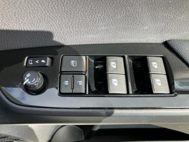 プリウス Ａ　純正　９インチ　ＳＤナビ／衝突安全装置／車線逸脱防止支援システム／ヘッドランプ　ＬＥＤ／ＥＴＣ／ＥＢＤ付ＡＢＳ／横滑り防止装置／アイドリングストップ／バックモニター／フルセグＴＶ　衝突被害軽減システム（29枚目）