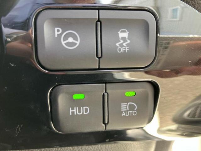 プリウス Ａ　純正　９インチ　ＳＤナビ／衝突安全装置／車線逸脱防止支援システム／ヘッドランプ　ＬＥＤ／ＥＴＣ／ＥＢＤ付ＡＢＳ／横滑り防止装置／アイドリングストップ／バックモニター／フルセグＴＶ　衝突被害軽減システム（31枚目）