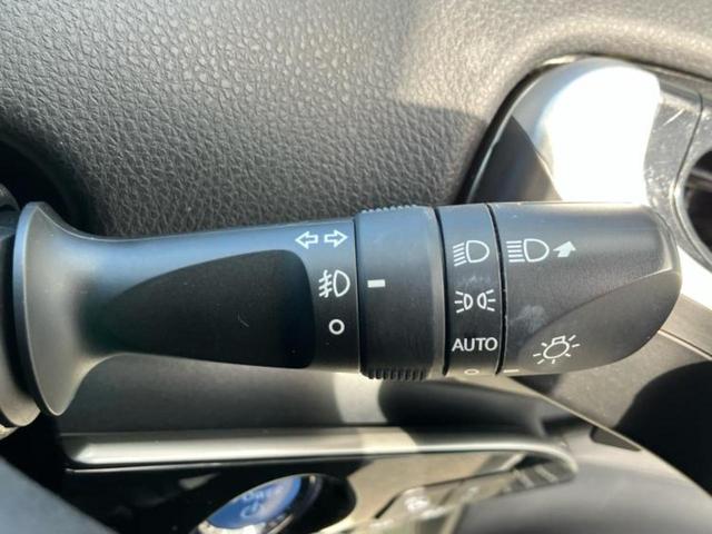 プリウス Ａ　純正　９インチ　ＳＤナビ／衝突安全装置／車線逸脱防止支援システム／ヘッドランプ　ＬＥＤ／ＥＴＣ／ＥＢＤ付ＡＢＳ／横滑り防止装置／アイドリングストップ／バックモニター／フルセグＴＶ　衝突被害軽減システム（34枚目）