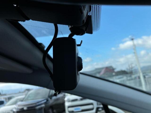 プリウス Ａ　純正　９インチ　ＳＤナビ／衝突安全装置／車線逸脱防止支援システム／ヘッドランプ　ＬＥＤ／ＥＴＣ／ＥＢＤ付ＡＢＳ／横滑り防止装置／アイドリングストップ／バックモニター／フルセグＴＶ　衝突被害軽減システム（38枚目）
