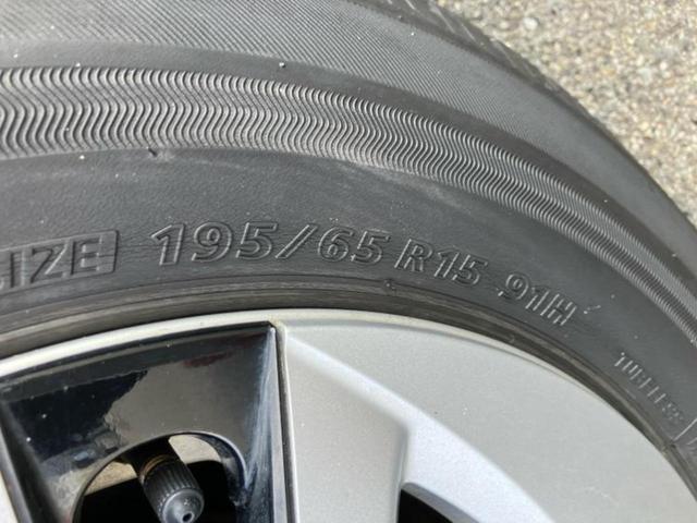 プリウス Ａ　純正　９インチ　ＳＤナビ／衝突安全装置／車線逸脱防止支援システム／ヘッドランプ　ＬＥＤ／ＥＴＣ／ＥＢＤ付ＡＢＳ／横滑り防止装置／アイドリングストップ／バックモニター／フルセグＴＶ　衝突被害軽減システム（49枚目）